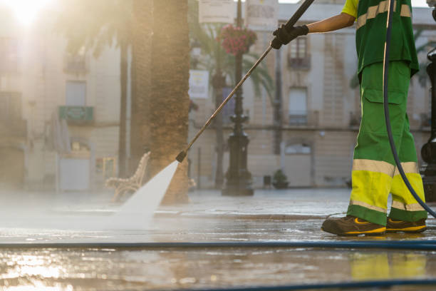 Best Oil Spill Cleanup  in Wallace, FL